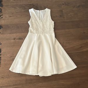 Francesca’s white dress